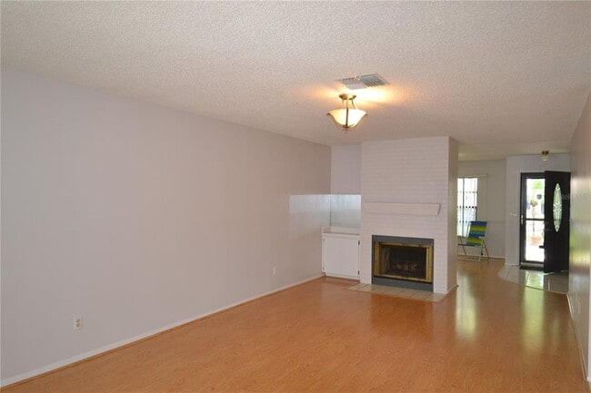 Building Photo - 2001 Dover Ct