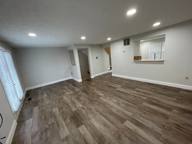 Building Photo - 8308 Silver Trumpet Dr