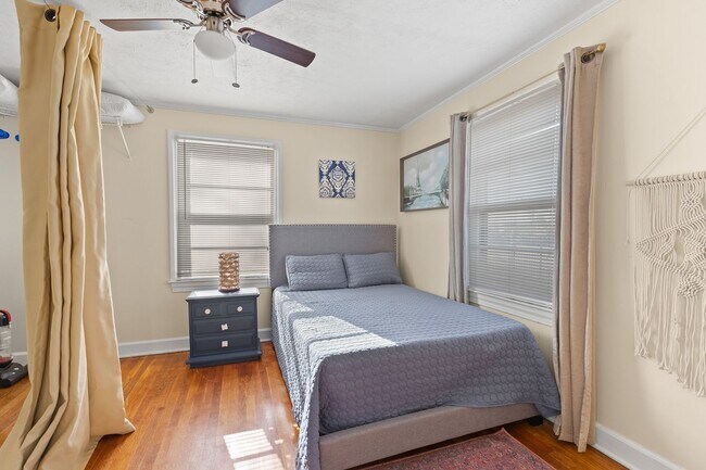 Building Photo - UNFURNISHED cozy private 2-bedroom, 2-bathroom home nestled in Winston-Salem