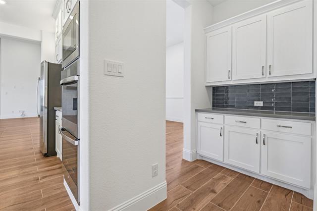 Building Photo - 901 Bluebonnet Dr