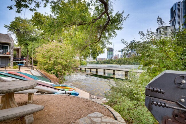 Building Photo - K505 - Riverwalk #155