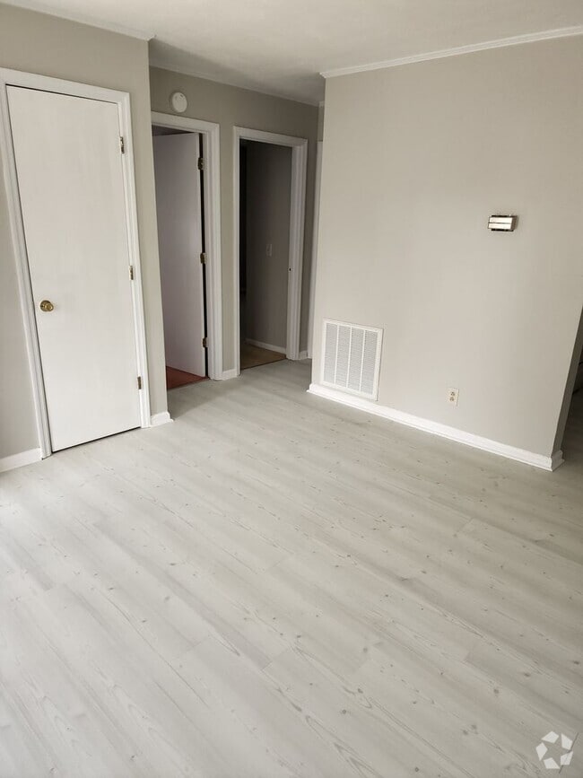 Building Photo - Senator Gasque Road Duplex