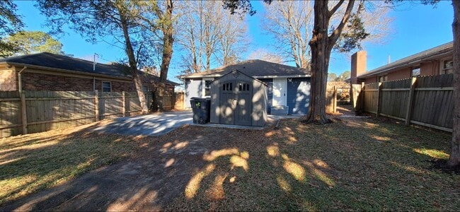 Building Photo - 3403 South St