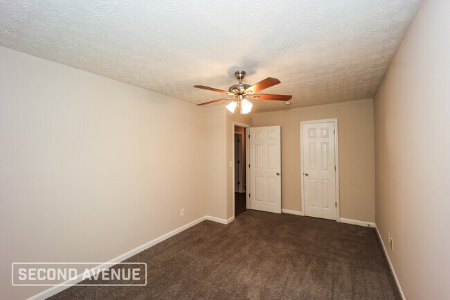 Building Photo - 6614 Rebecca Lou Ln