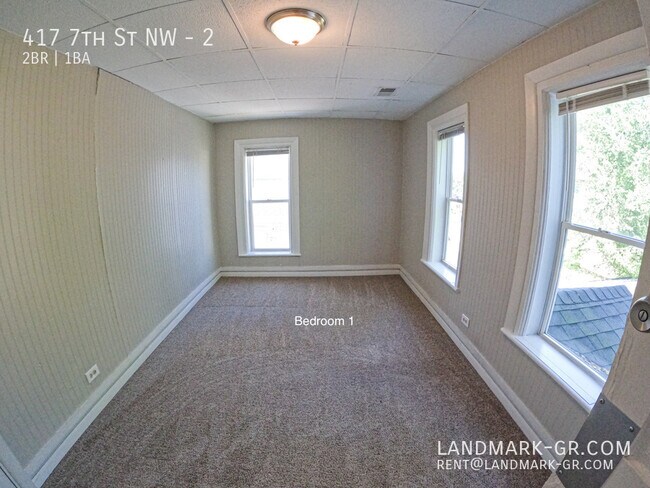 Building Photo - 417 7th St NW