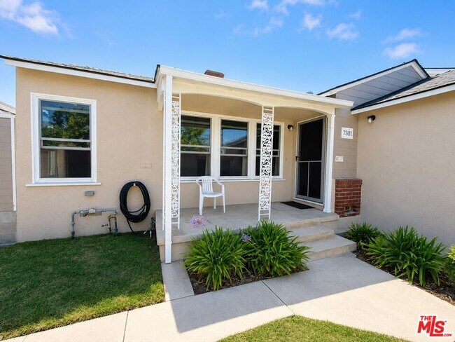 Building Photo - 7301 Dunfield Ave