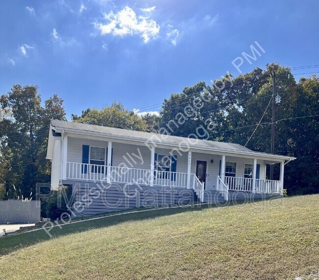 Primary Photo - 7664 Walnut Hills Dr