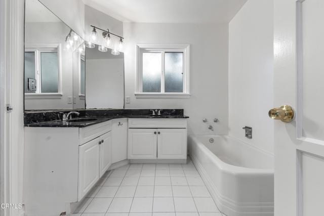 Building Photo - 2721 E Chevy Chase Dr