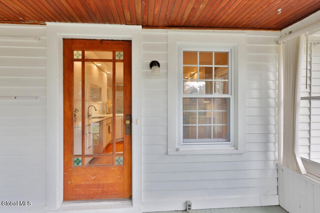 Building Photo - 2415 W Old State Rd