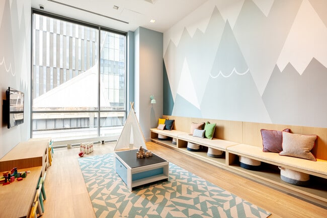 Interior Photo - OHM