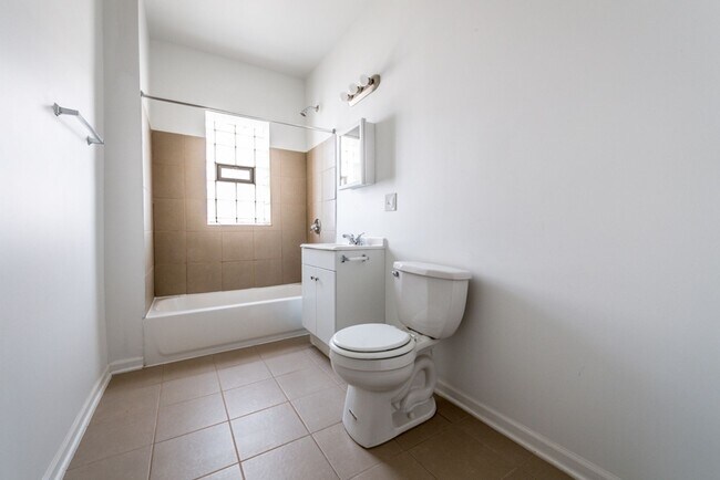 Building Photo - 10901 S Vernon Apartments