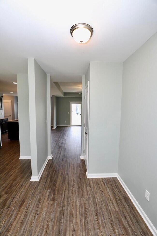 Building Photo - 5625 Tillman Nursery Rd