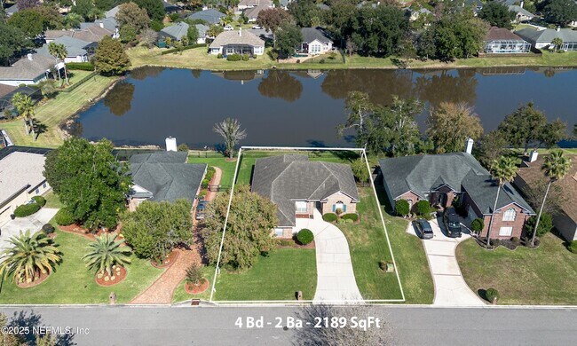 Building Photo - 1995 Bluebonnet Way