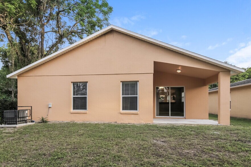 Building Photo - 4539 Cypress St