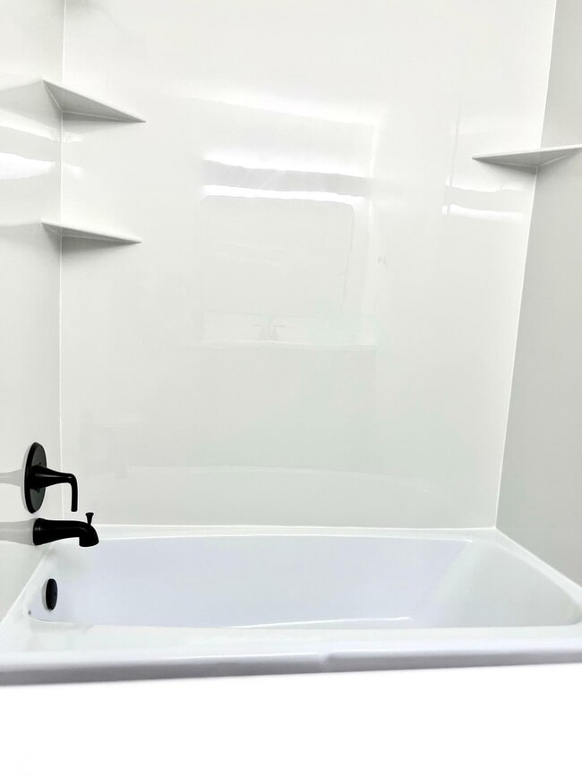 Building Photo - 331 N 100 W