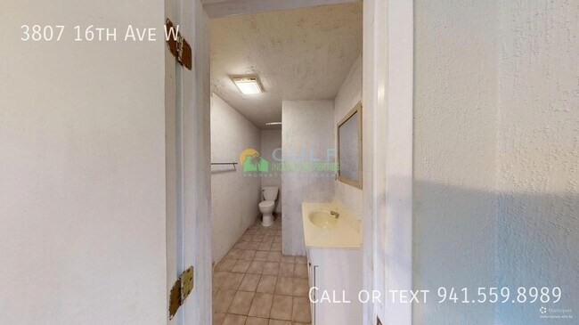 Building Photo - 3807 16th Ave W