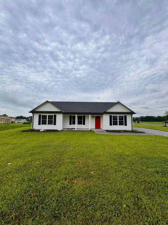 Building Photo - 2212 W Dry River Rd
