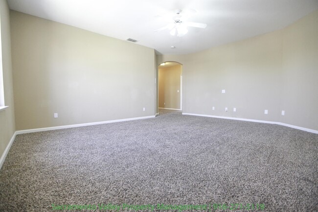 Building Photo - 2400 Snowy Egret Ct