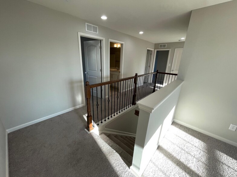 Building Photo - 118 Belden Trl