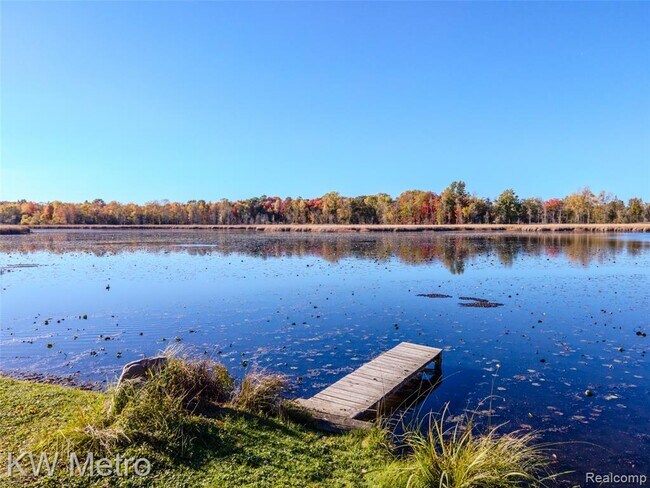 Building Photo - 2416 Shawood Dr