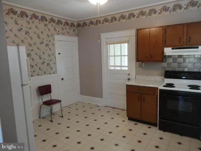 Building Photo - 411 Pelham St