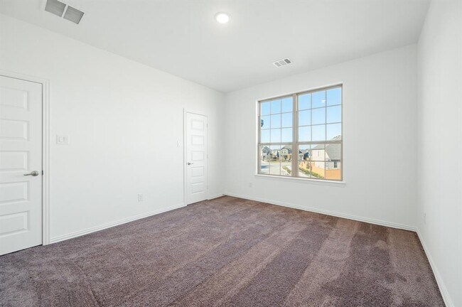 Building Photo - 2060 Terra Rose Dr