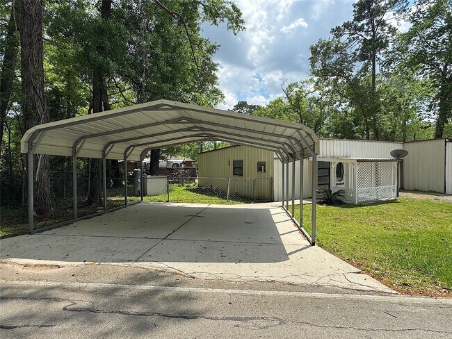 Building Photo - 218 Water Glen Dr