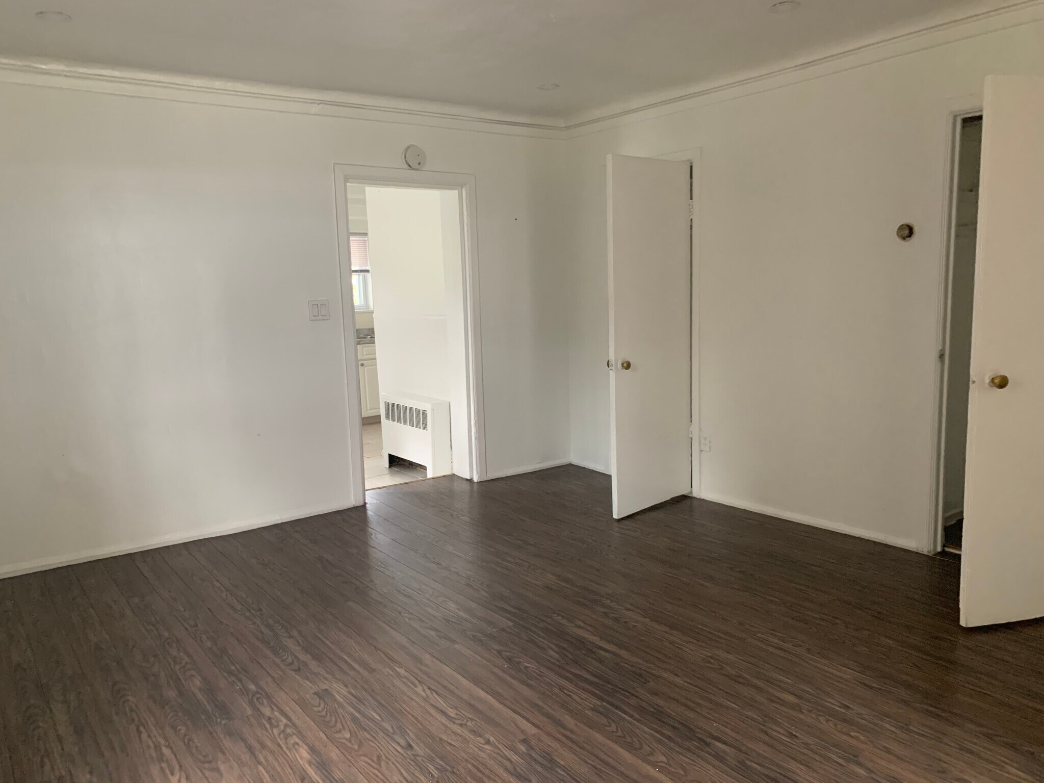 Building Photo - 3334 Kingsland Ave