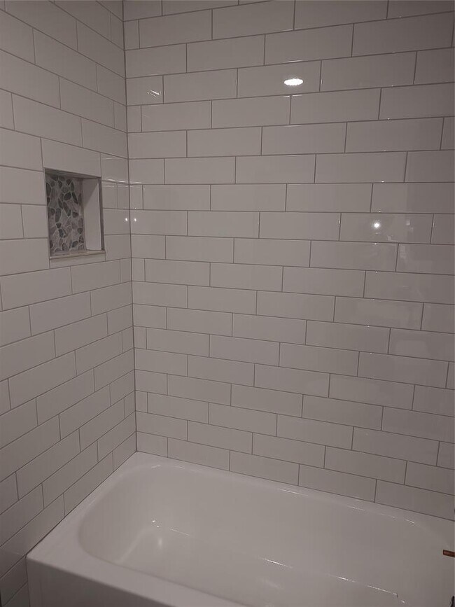 Building Photo - 1208 Gingerlily Cove