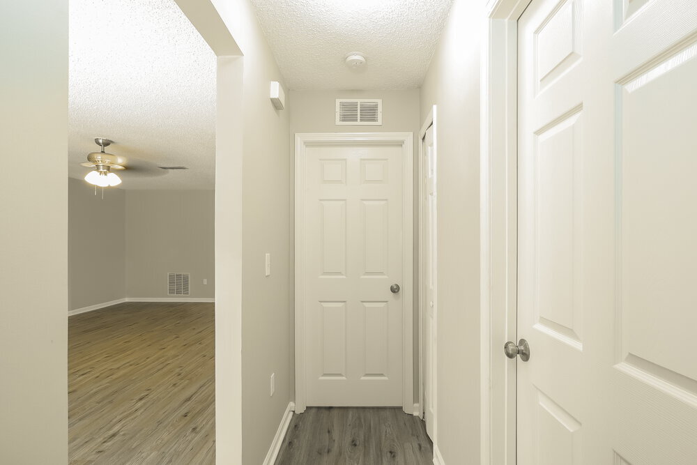 Building Photo - 13517 Ashford Wood Ct E