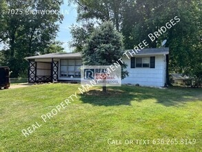 Building Photo - 7025 Richwood Ln