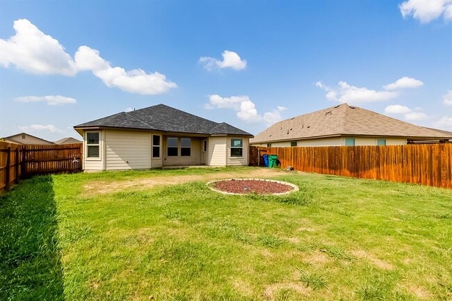 Building Photo - 107 Reagor Dr