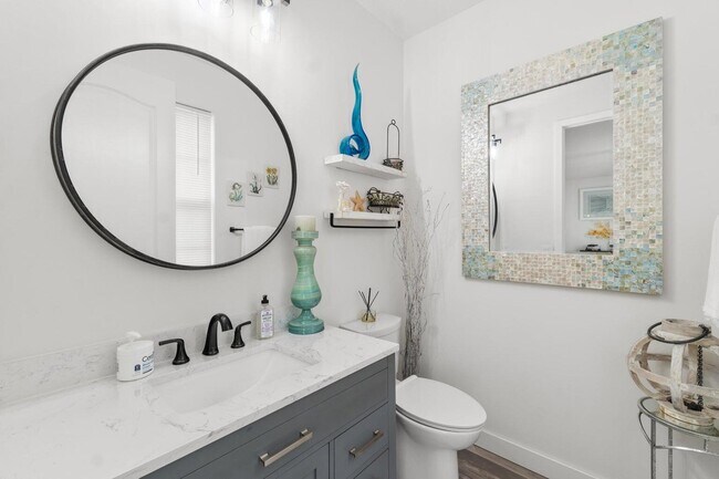 Building Photo - 3643 NW 5th Terrace