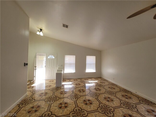 Building Photo - 4406 Cinema Ave