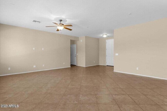 Building Photo - 5542 W Kowalsky Ln
