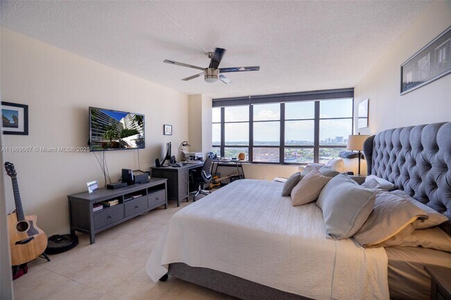 Building Photo - 500 Three Islands Boulevard