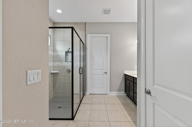 Building Photo - 105 Wye Rd