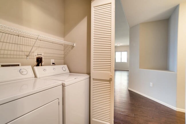 Building Photo - LUXURY RESORT STYLE LIVING @ ONE