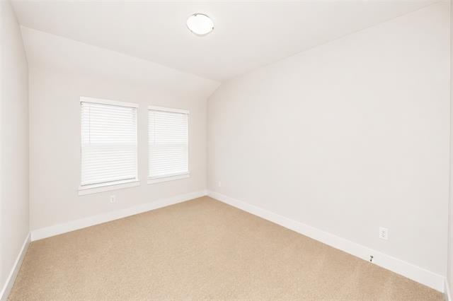 Building Photo - 7537 Reis Ln