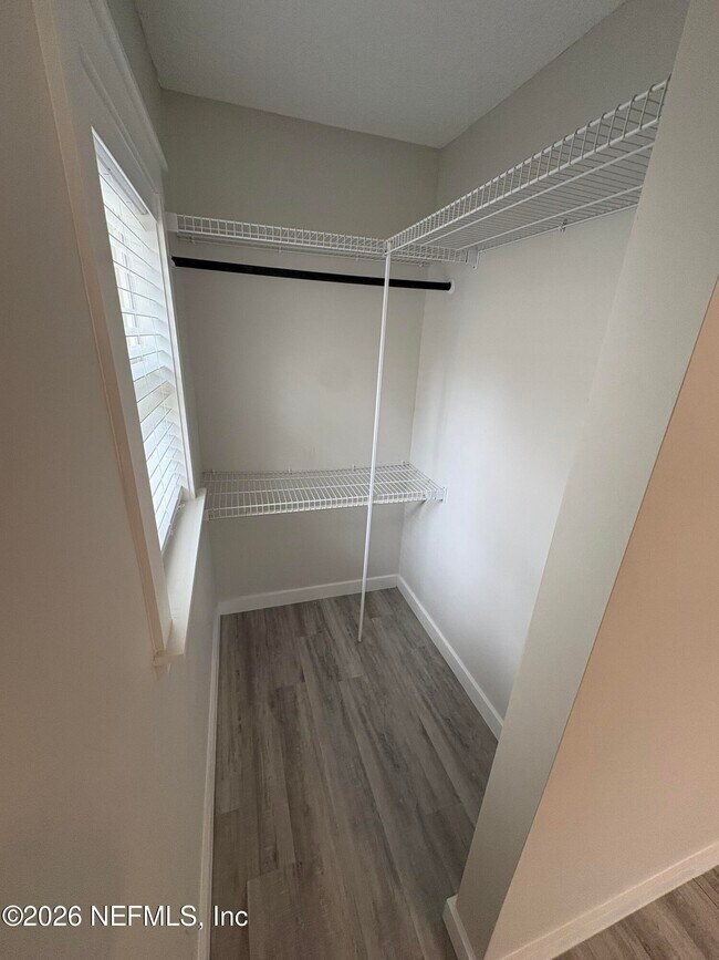 Building Photo - 3968 Packard Dr