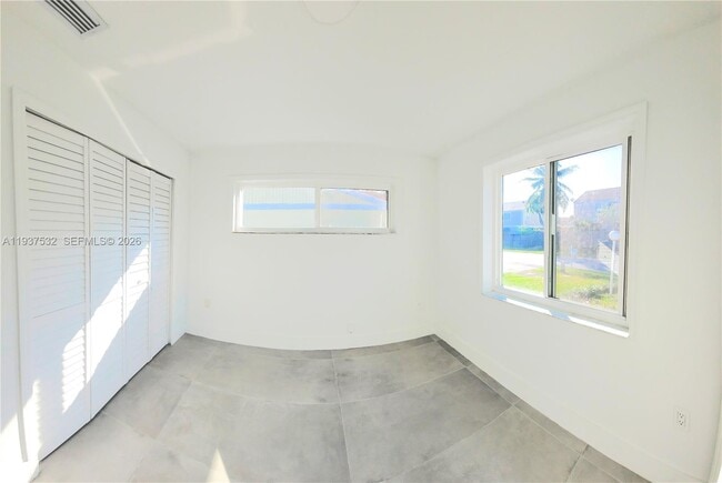 Building Photo - 22225 SW 100th Ave