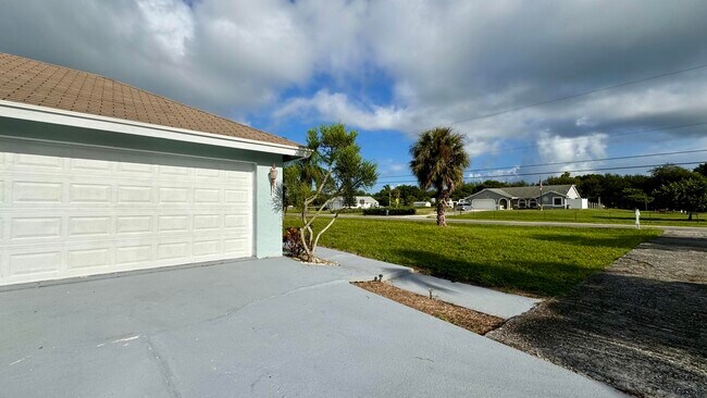 Building Photo - 17630 38th Rd N
