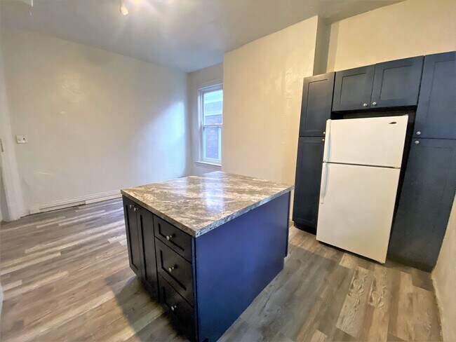 Building Photo - Highland Park - Apartments For Rent In Pit...