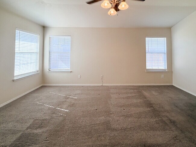 Building Photo - Charming 3-Bedroom, 2-Bath in Grand Prairie!