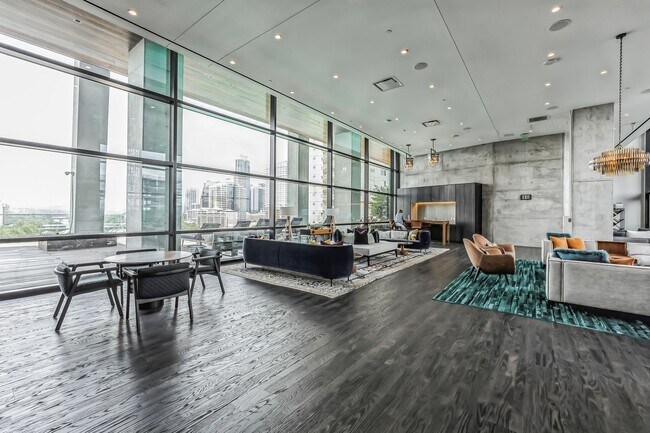 Building Photo - DOWNTOWN AUSTIN CONDO ON RAINEY STREET!! 1 BEDROOM 1 BATH - FULLY FURNISHED