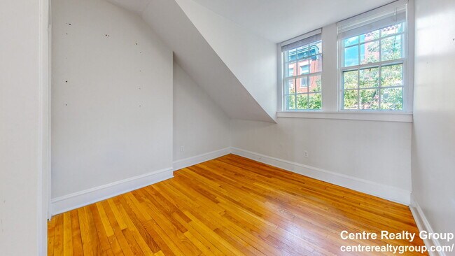 Building Photo - 62 West Cedar St