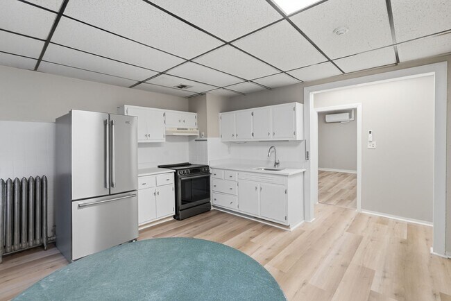 Building Photo - 20-24 Main St - Unit 3