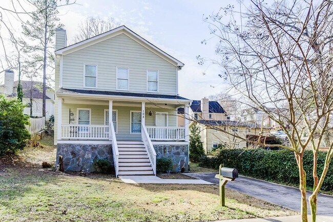 Building Photo - 105 Vanira Ave SE