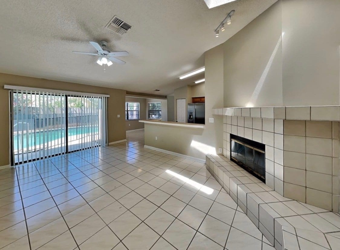 Building Photo - 289 Millstone Dr