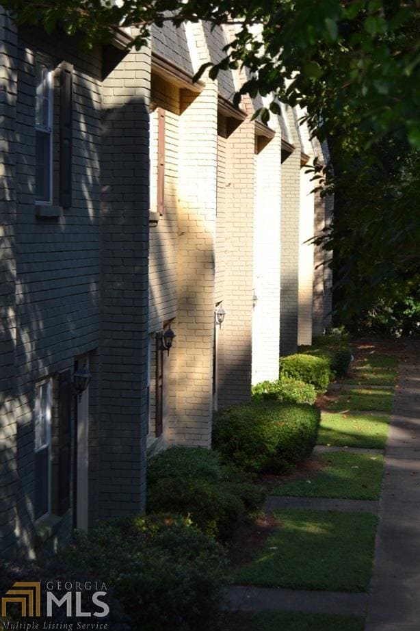 Building Photo - 123 Saine Dr SW